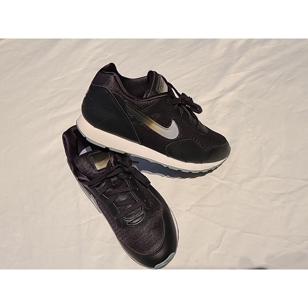 Nike Womens Outburst Premium AQ0086-001 Black Casual Shoes Sneakers US 8 - Picture 4 of 8